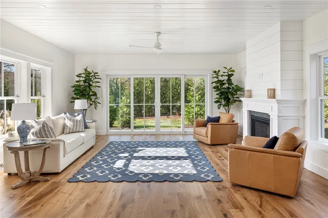 $1,585,000 | 1 Knowlton Court, Bristol, RI 02809