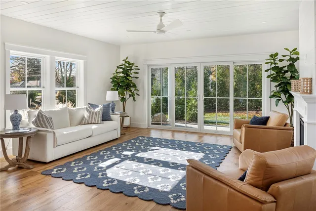 $1,585,000 | 1 Knowlton Court, Bristol, RI 02809