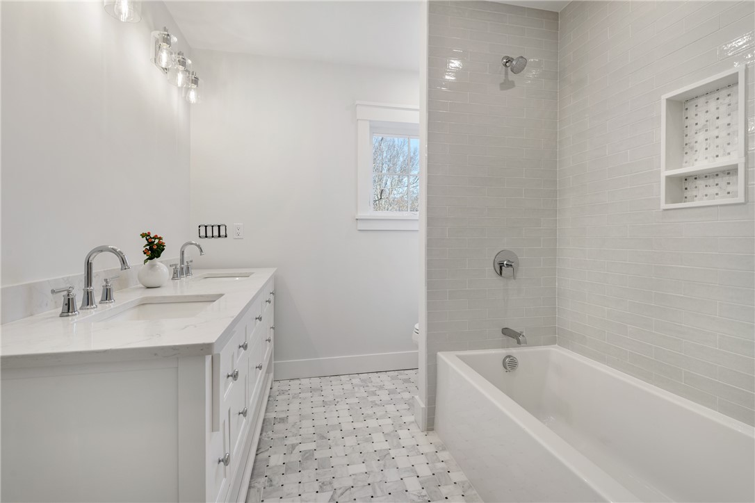 1 Knowlton Court Bristol, RI 02809 - Photo 37 of 45