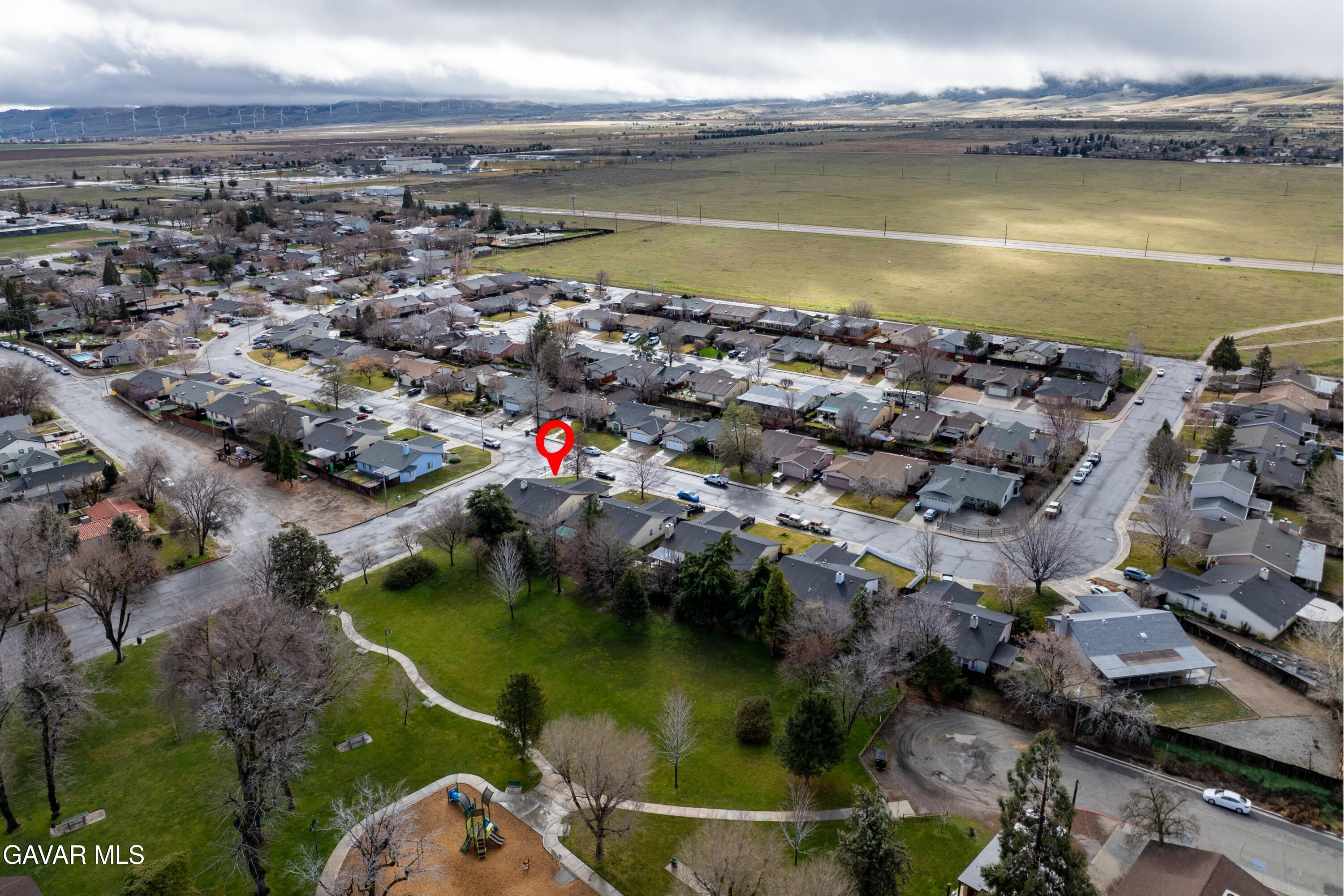363 Pepper Drive Tehachapi, CA 93561 - Photo 33 of 35 31-DJI_0400-HDR-Edit