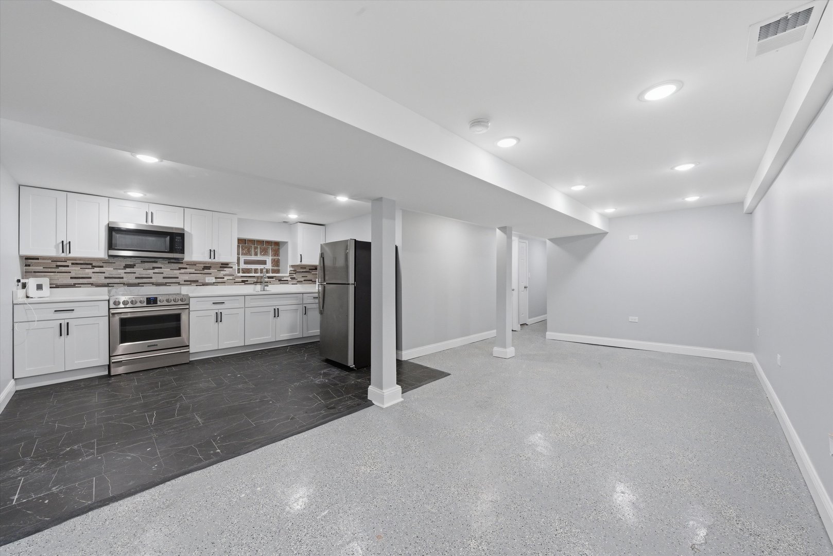 7152 South Racine Avenue Chicago, IL 60636 - Photo 32 of 51