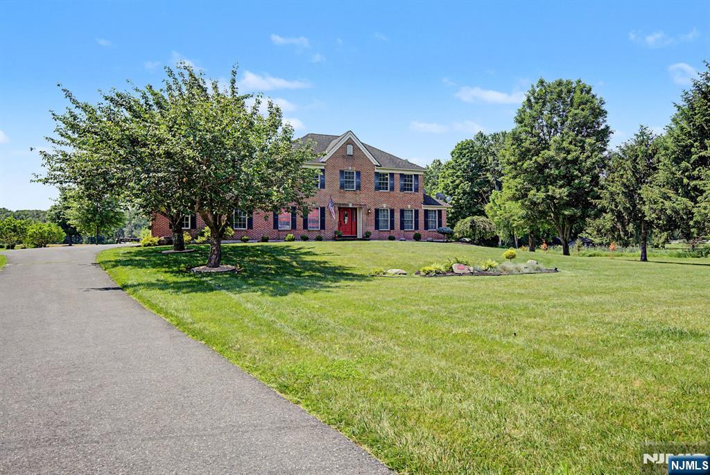 460 Shades Of Death Road Andover, NJ 07821 - Photo 5 of 47