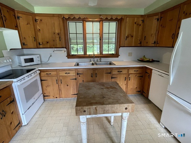 6 Harvard Road Ledyard, CT 06335 - Photo 9 of 32
