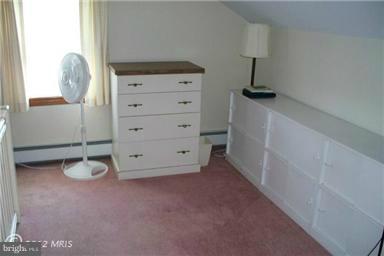 530 Uniontown Road Westminster, MD 21158 - Photo 17 of 19 Bedroom
