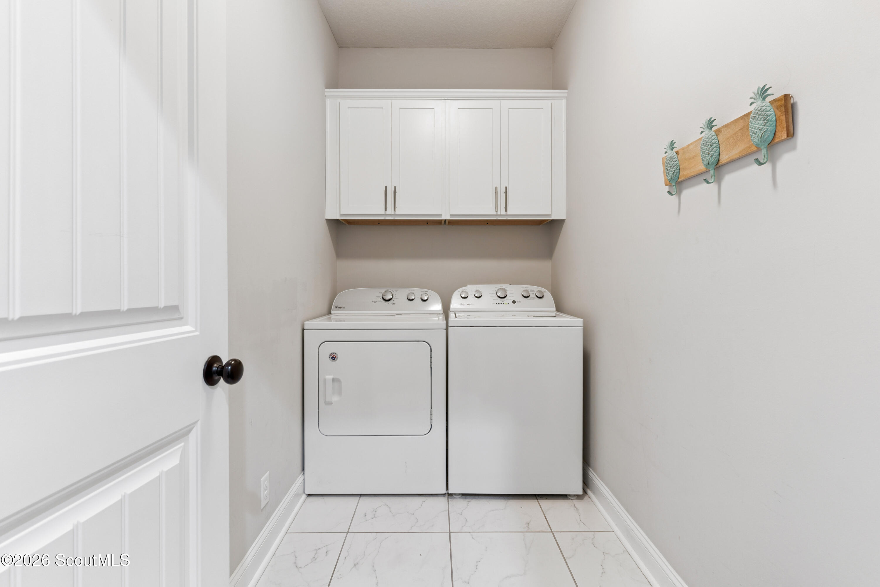 101 Mariners Circle St. Simons Island, GA 31522 - Photo 6 of 35 Laundry Room