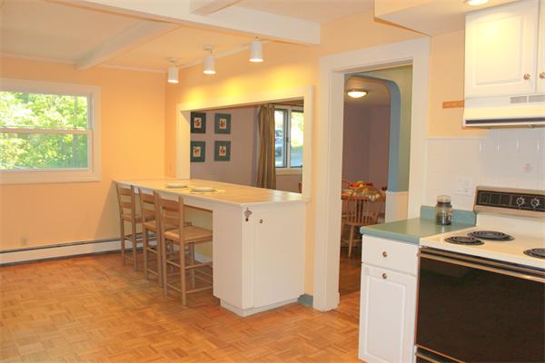 7 Hume Road Bedford, MA 01730 - Photo 10 of 23 Gallery Image 10