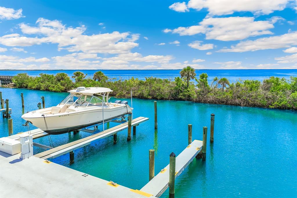 5820 Gasparilla Road, Unit 22 Boca Grande, FL 33921 - Photo 3 of 16