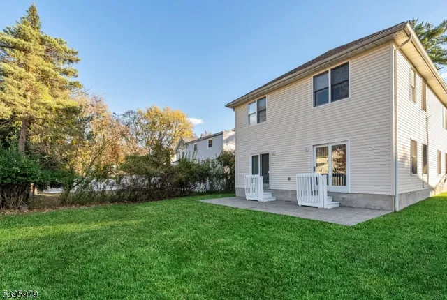 $702,000 | 208 Linden Avenue, Verona, NJ 07044