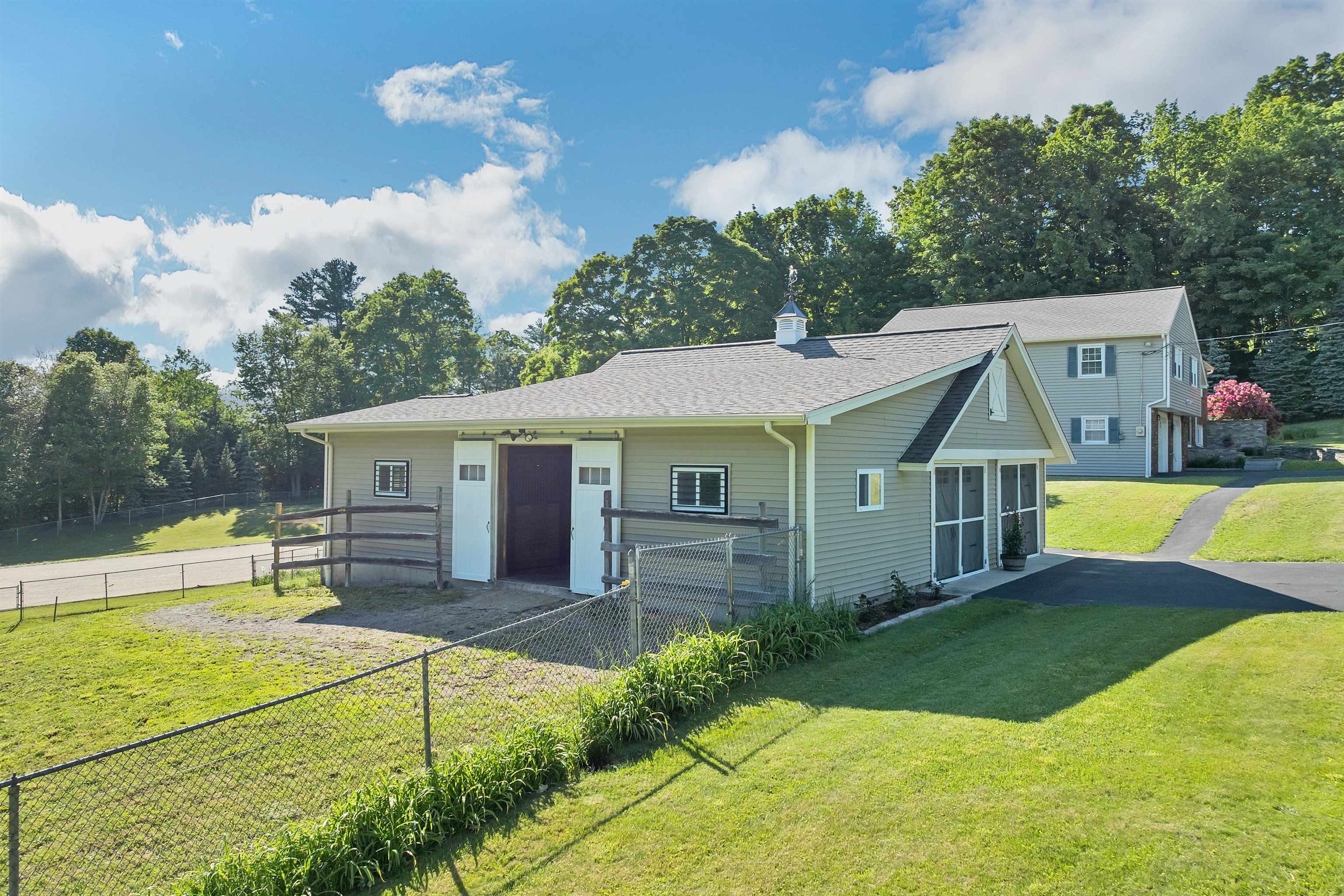 107 Kendall Pond Road Windham, NH 03087 - Photo 7 of 55