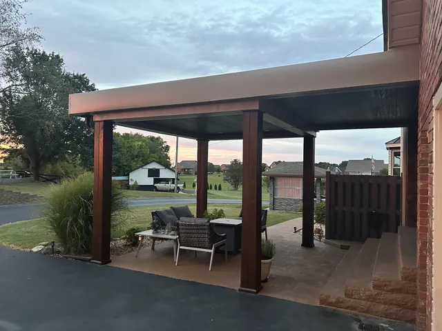 $950,000 | 730 North Russell Street, Portland, TN 37148