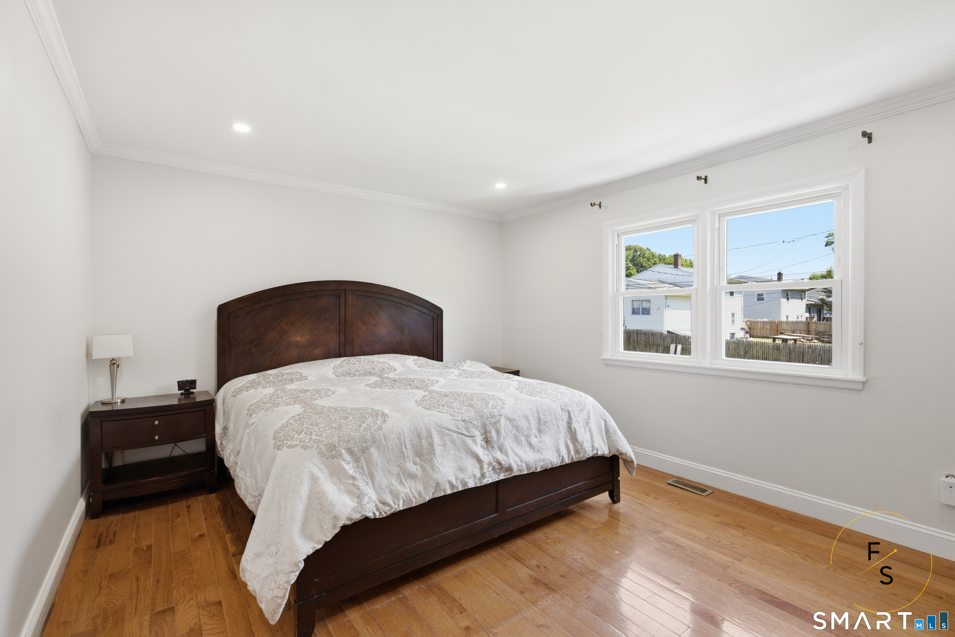24 Gaspee Road Bridgeport, CT 06606 - Photo 8 of 30