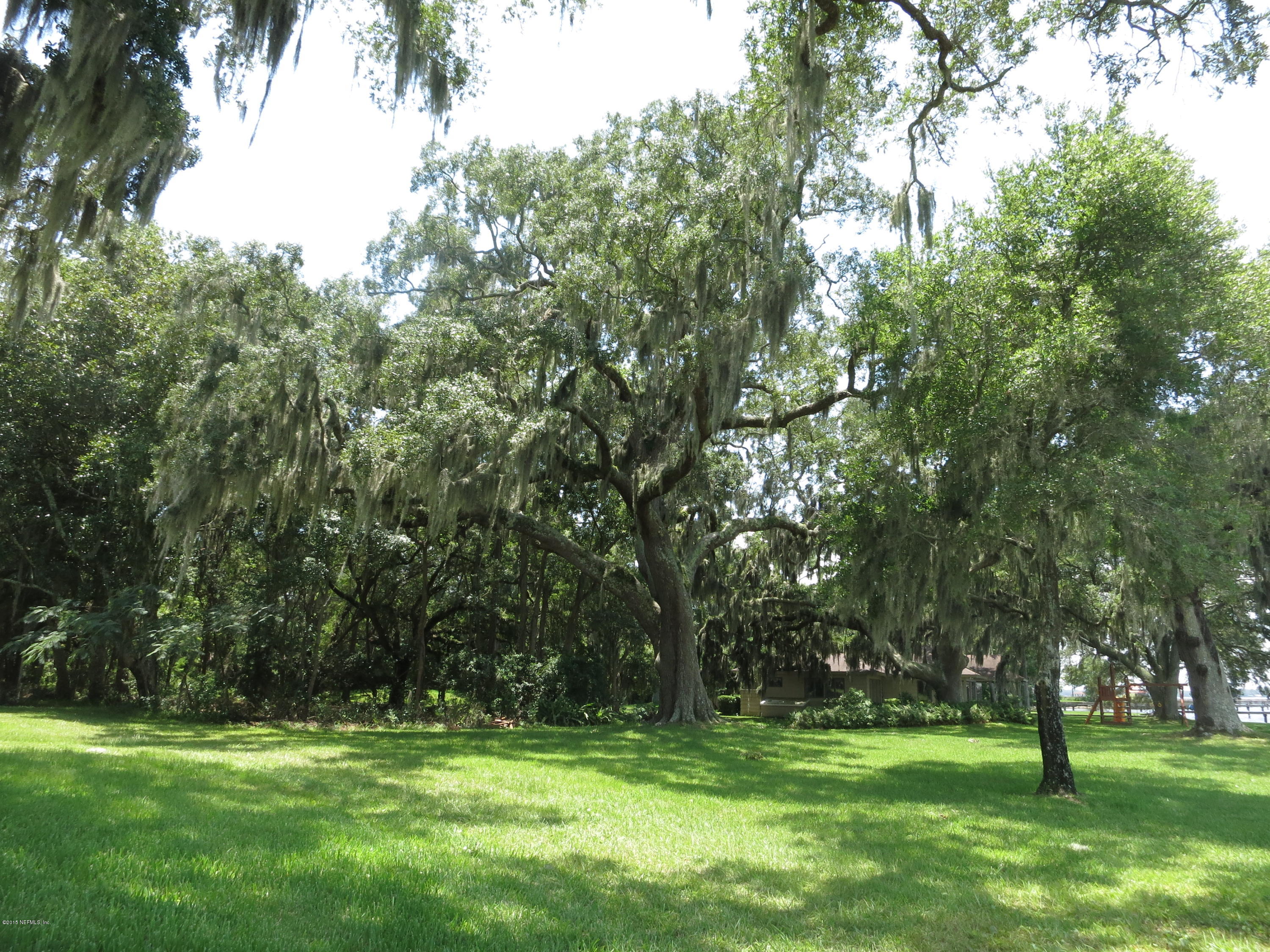 12818 Mandarin Road Jacksonville, FL 32223 - Photo 15 of 30 SIDE VIEW
