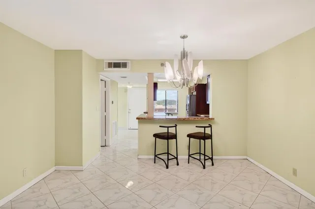 $130,000 | 7076 Huntington Lane, Unit 608, Delray Beach, FL 33446