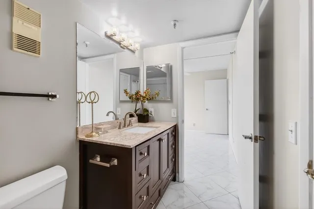 $130,000 | 7076 Huntington Lane, Unit 608, Delray Beach, FL 33446