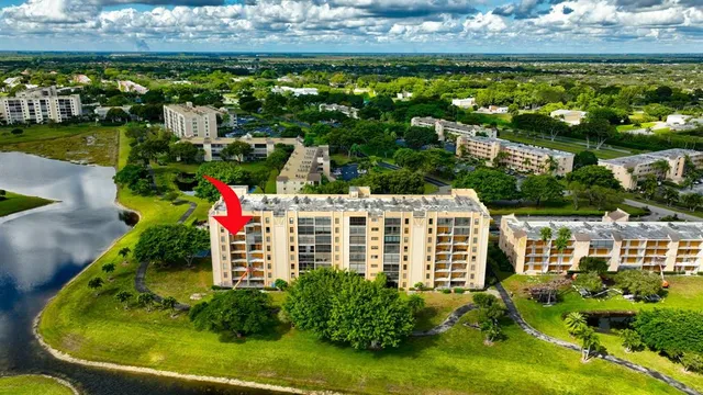 $130,000 | 7076 Huntington Lane, Unit 608, Delray Beach, FL 33446