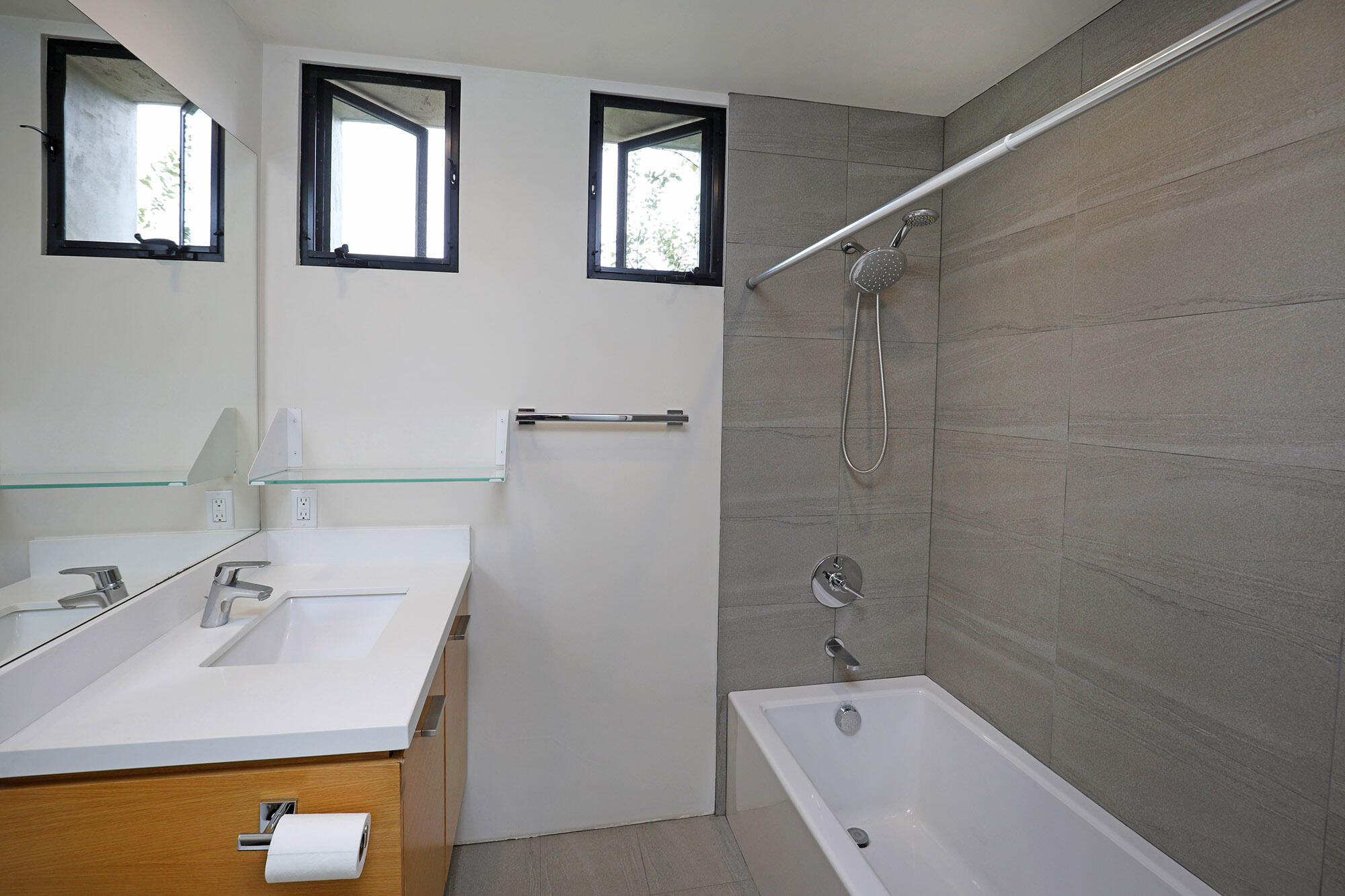867 Randolph Road Santa Barbara, CA 93111 - Photo 16 of 30 Bath 2 downstairs