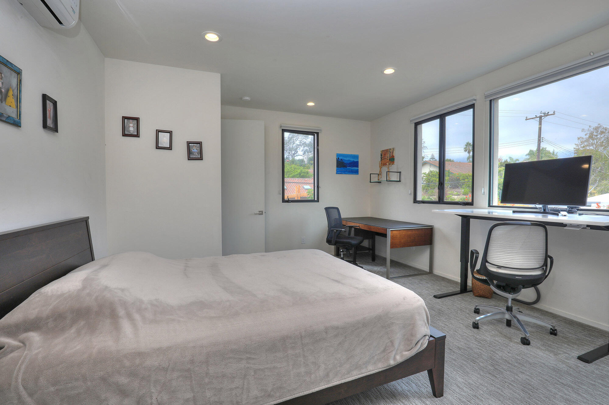 867 Randolph Road Santa Barbara, CA 93111 - Photo 17 of 30 Bed 3 upstairs