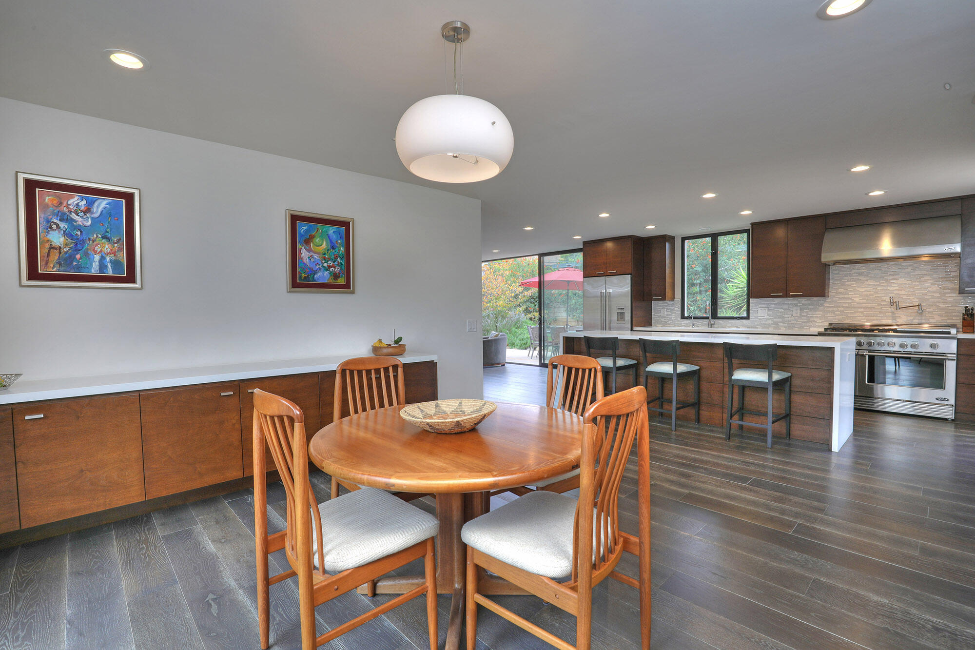 867 Randolph Road Santa Barbara, CA 93111 - Photo 9 of 30 Dining area