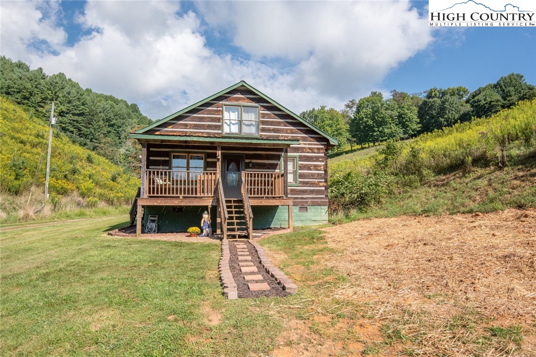 2448 Long Branch Road Lansing, NC 28643 - Photo 2 of 22