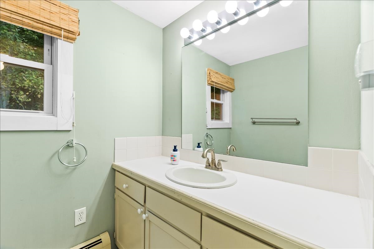 583 Tubs Road Pownal, VT 05260 - Photo 23 of 39