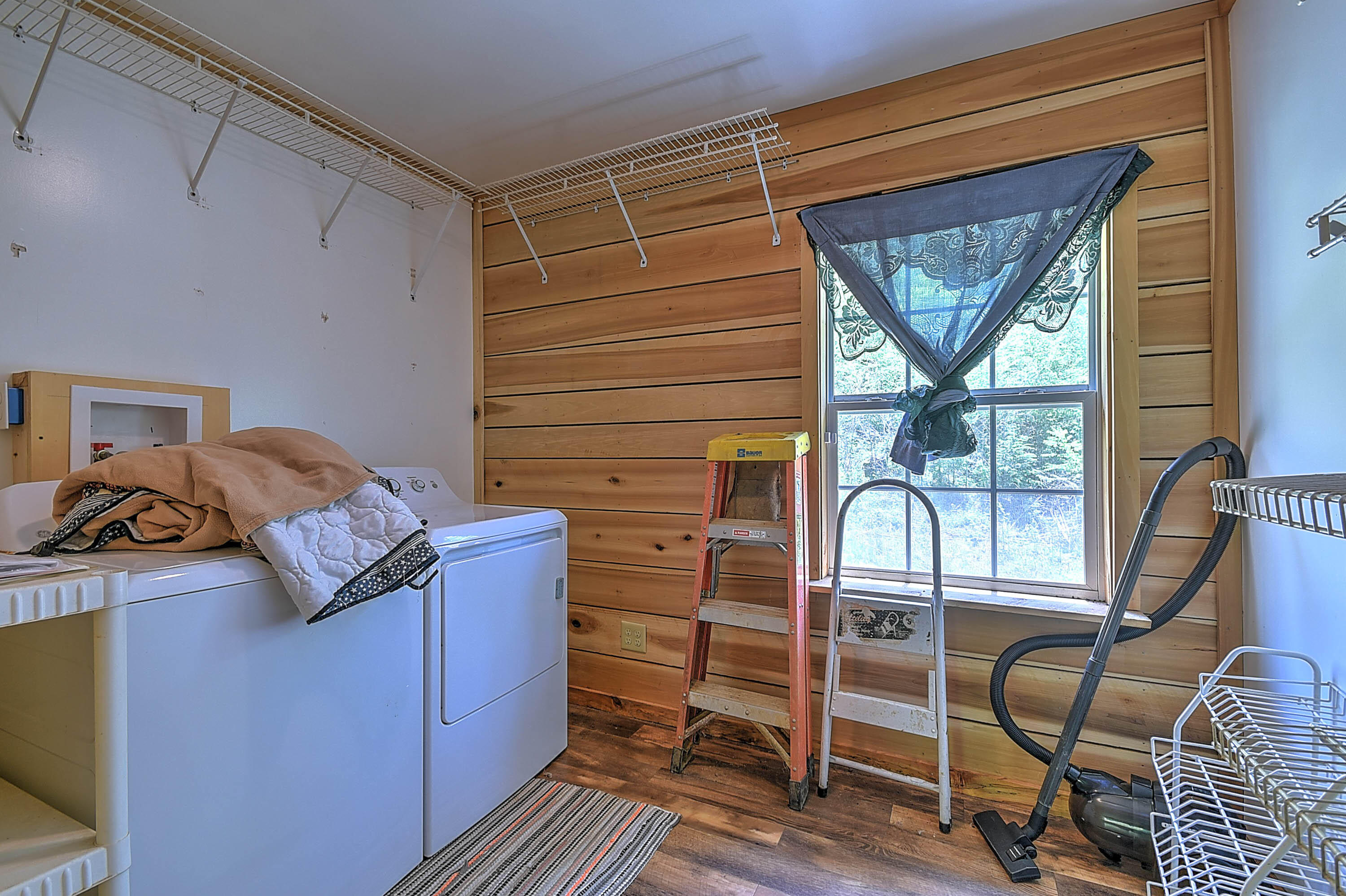 147 Tower Road Roan Mountain, TN 37687 - Photo 16 of 21 Tower Rd-23