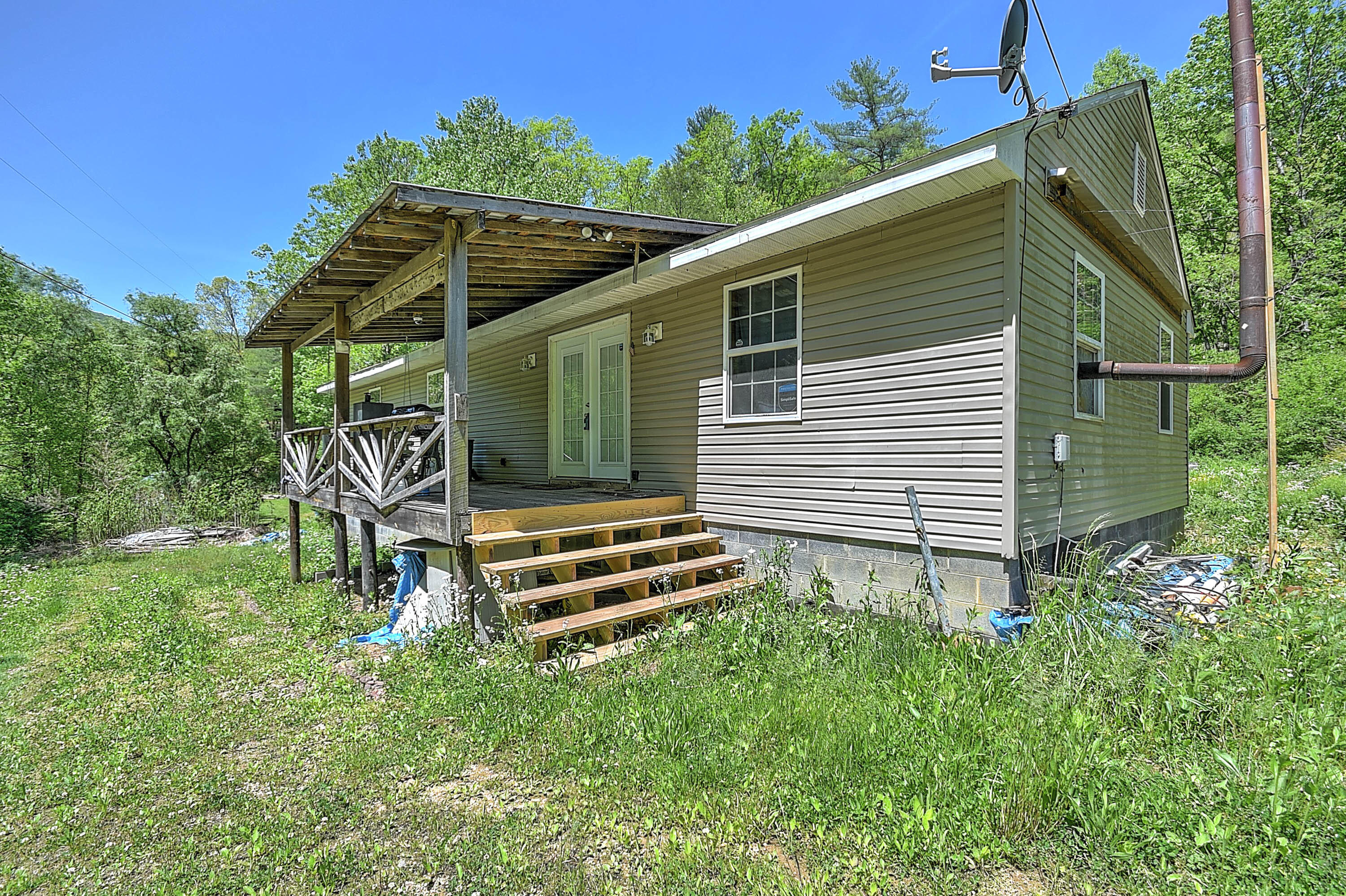 147 Tower Road Roan Mountain, TN 37687 - Photo 20 of 21 Tower Rd