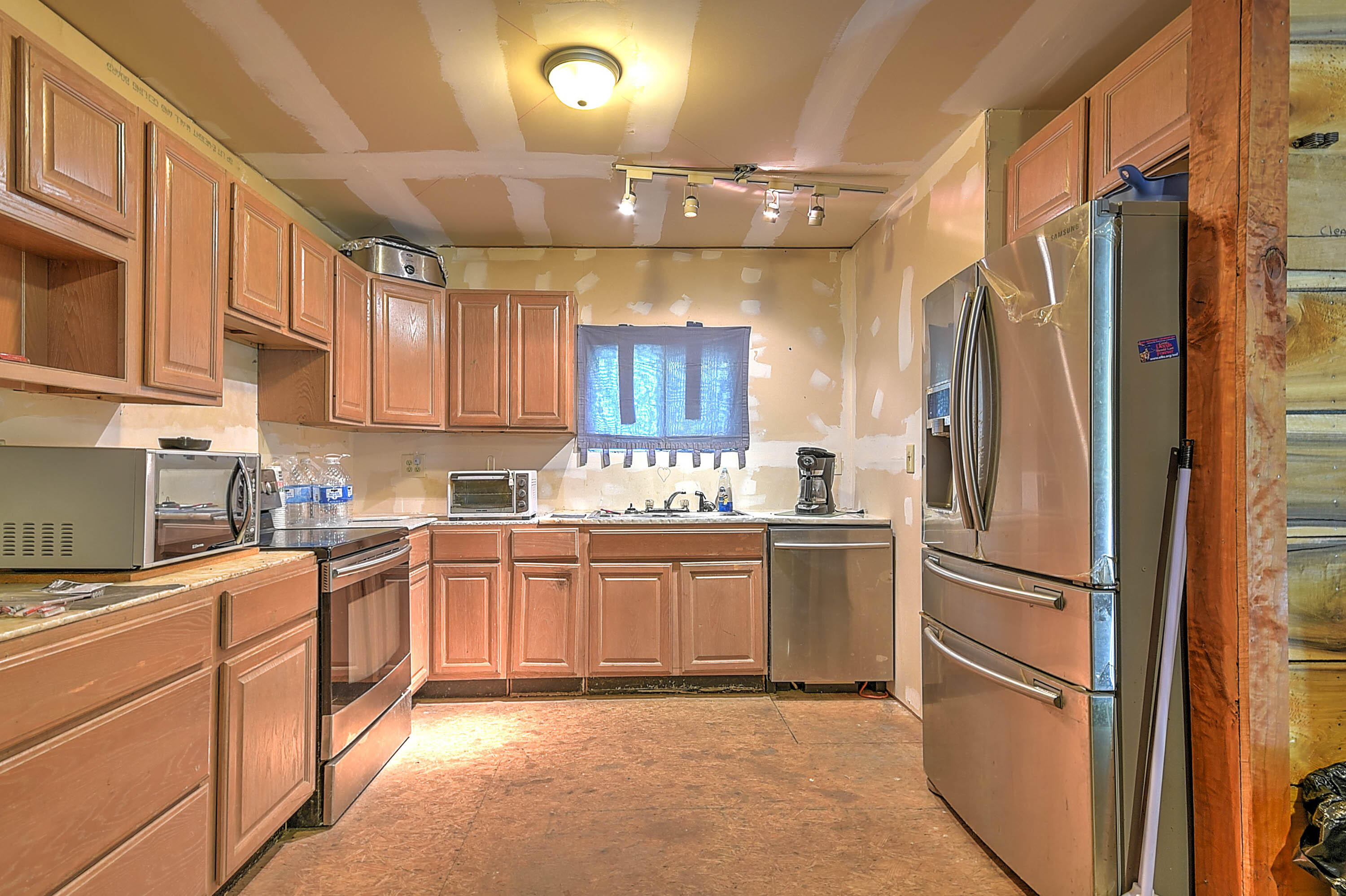 147 Tower Road Roan Mountain, TN 37687 - Photo 7 of 21 Tower Rd-14