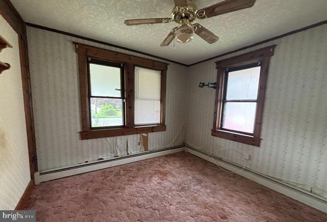 526 Manor Road Beverly, NJ 08010 - Photo 4 of 13 an empty room with a window