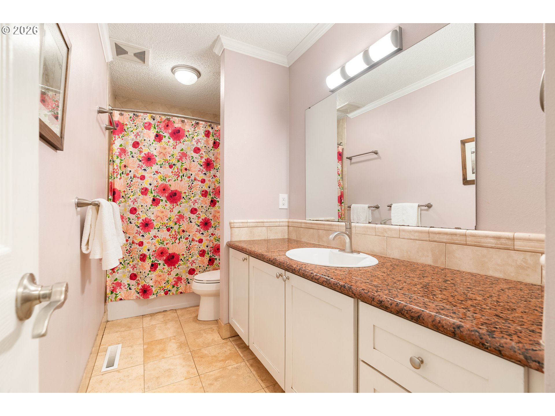 7422 Southwest 37th Avenue Portland, OR 97219 - Photo 17 of 47