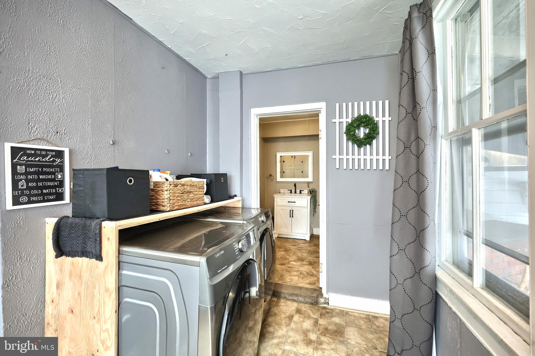 416 South High Street Hanover, PA 17331 - Photo 23 of 37 a utility room with dryer and washer