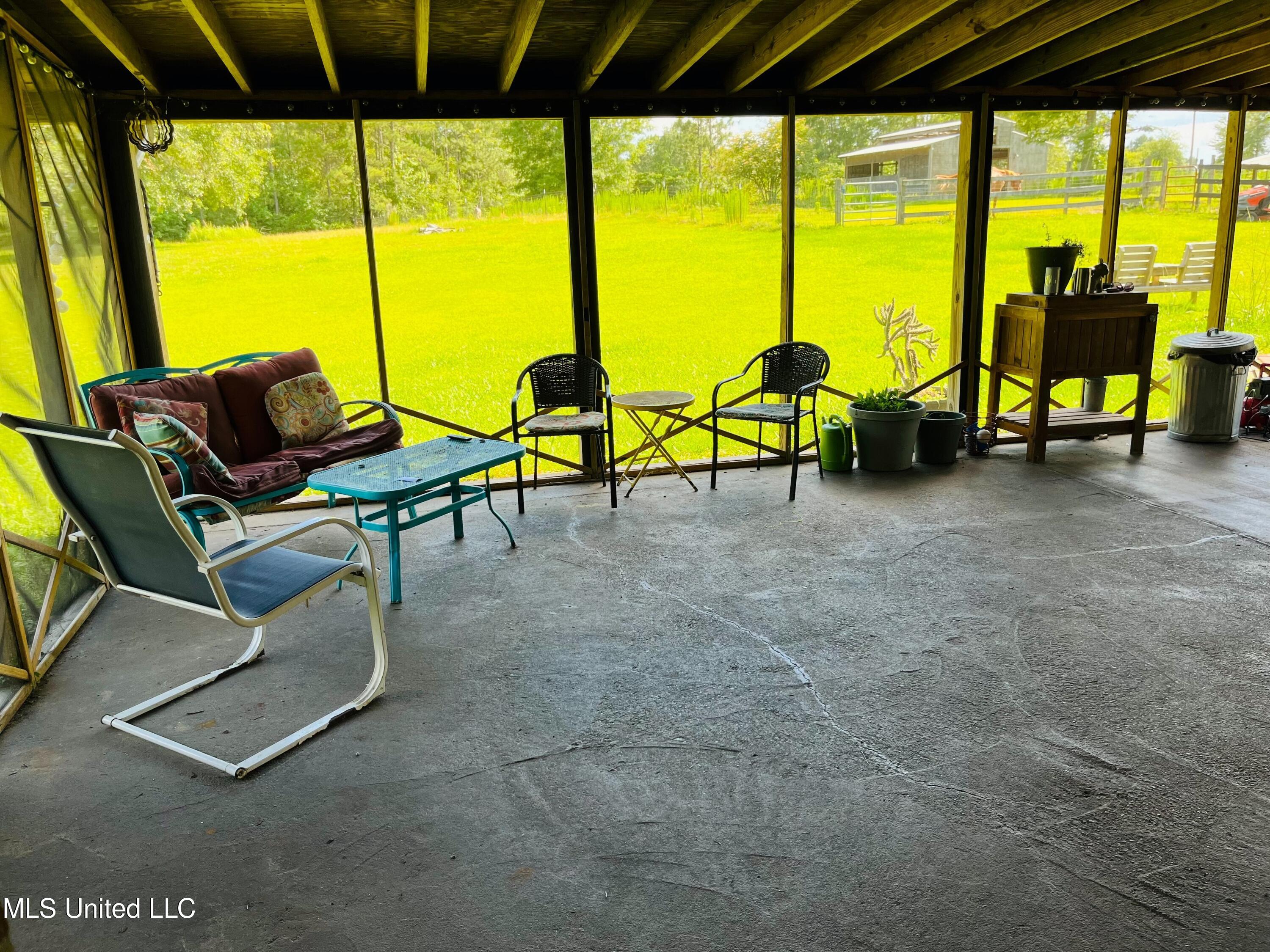 255 Newco Road Wiggins, MS 39577 - Photo 17 of 24 Back porch
