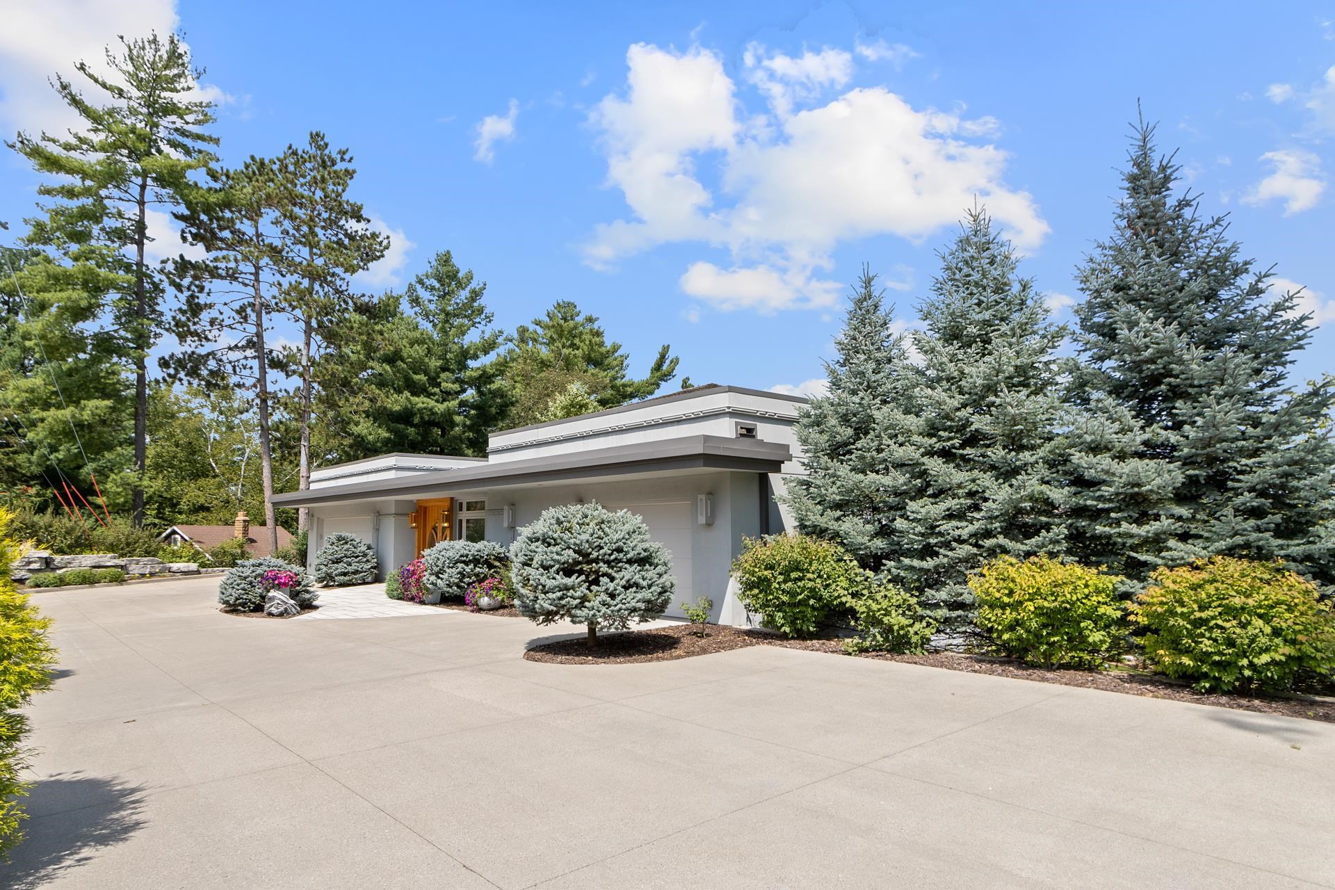 521 Canyon Road Wisconsin Dells, WI 53965 - Photo 5 of 79