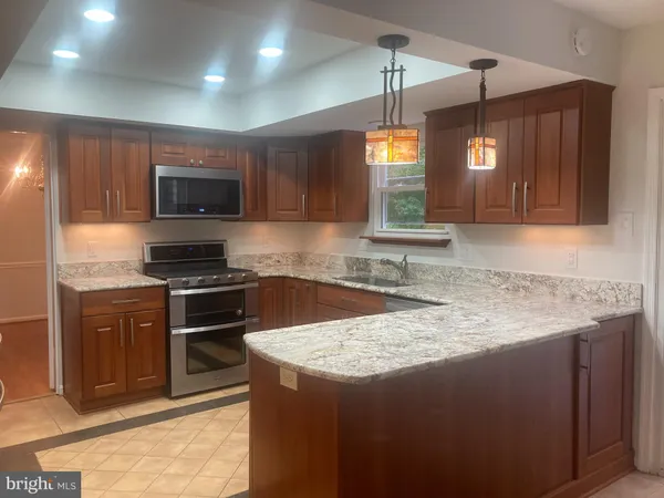 $4,200 | 1411 Fallswood Drive, Rockville, MD 20854