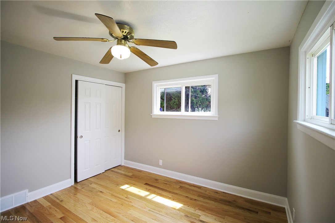 4541 Springvale Drive Warrensville Heights, OH 44128 - Photo 16 of 33 BEDROOM 2