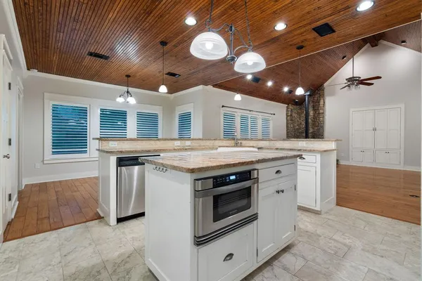$739,000 | 119 College Street, Farmersville, TX 75442