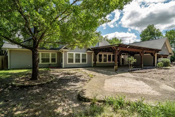 $739,000 | 119 College Street, Farmersville, TX 75442