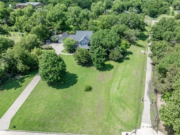 $739,000 | 119 College Street, Farmersville, TX 75442