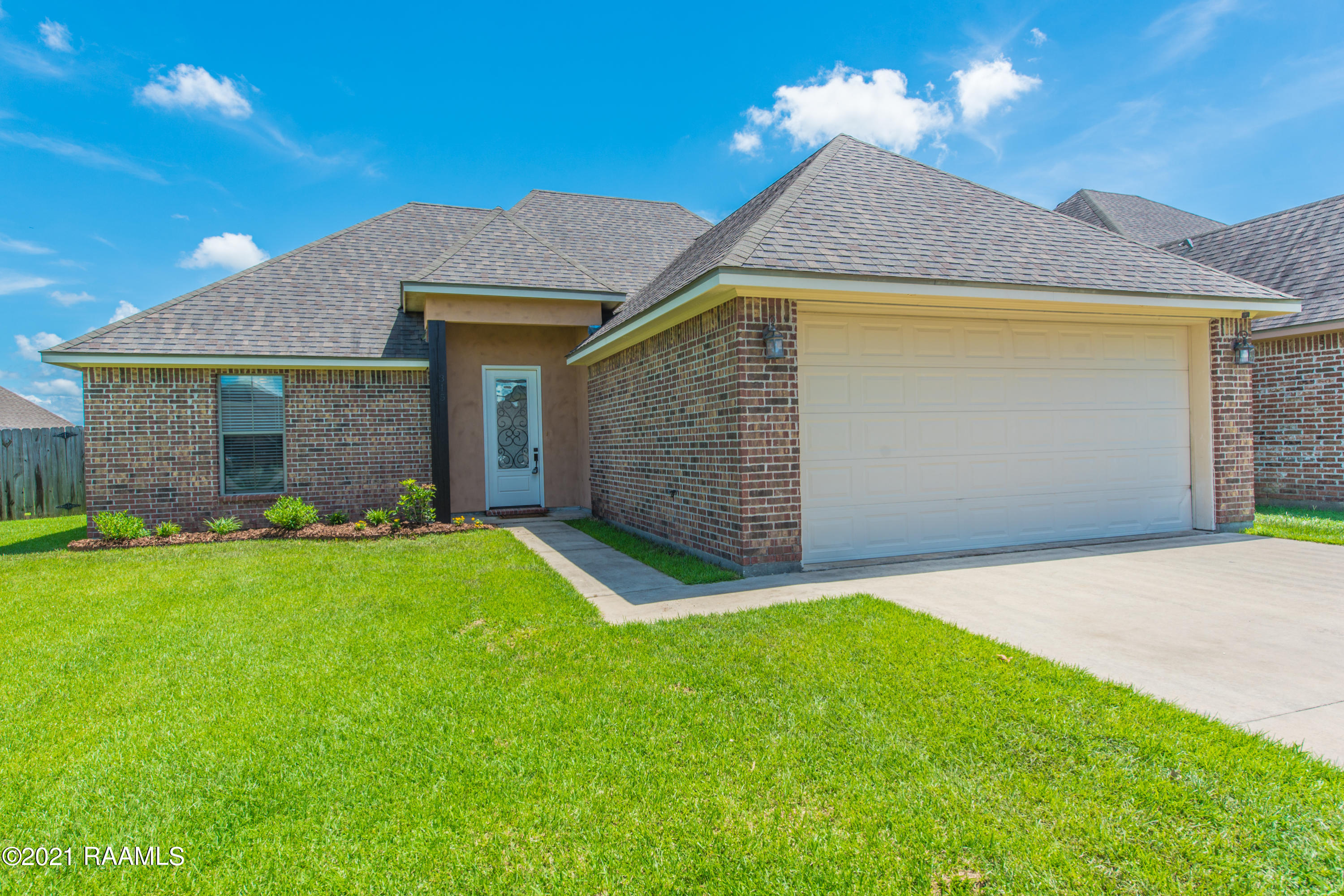 315 Hill Ridge Drive Youngsville, LA 70592 - Photo 1 of 34 315 Hill Ridge