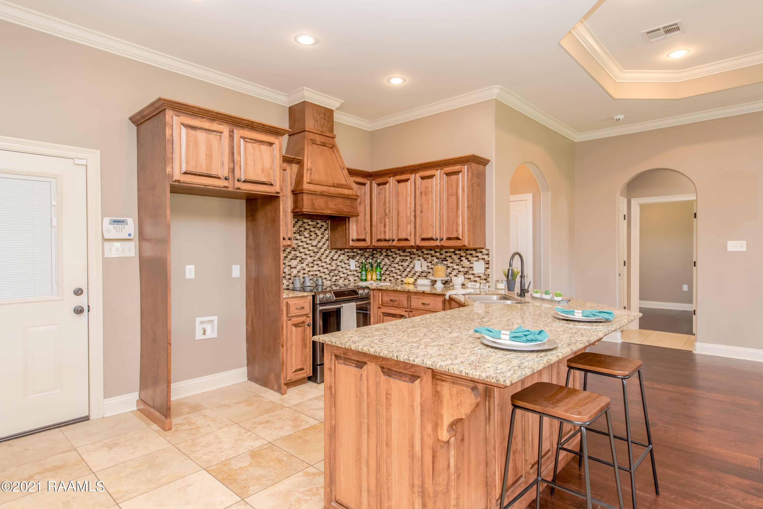 315 Hill Ridge Drive Youngsville, LA 70592 - Photo 13 of 34 Kitchen