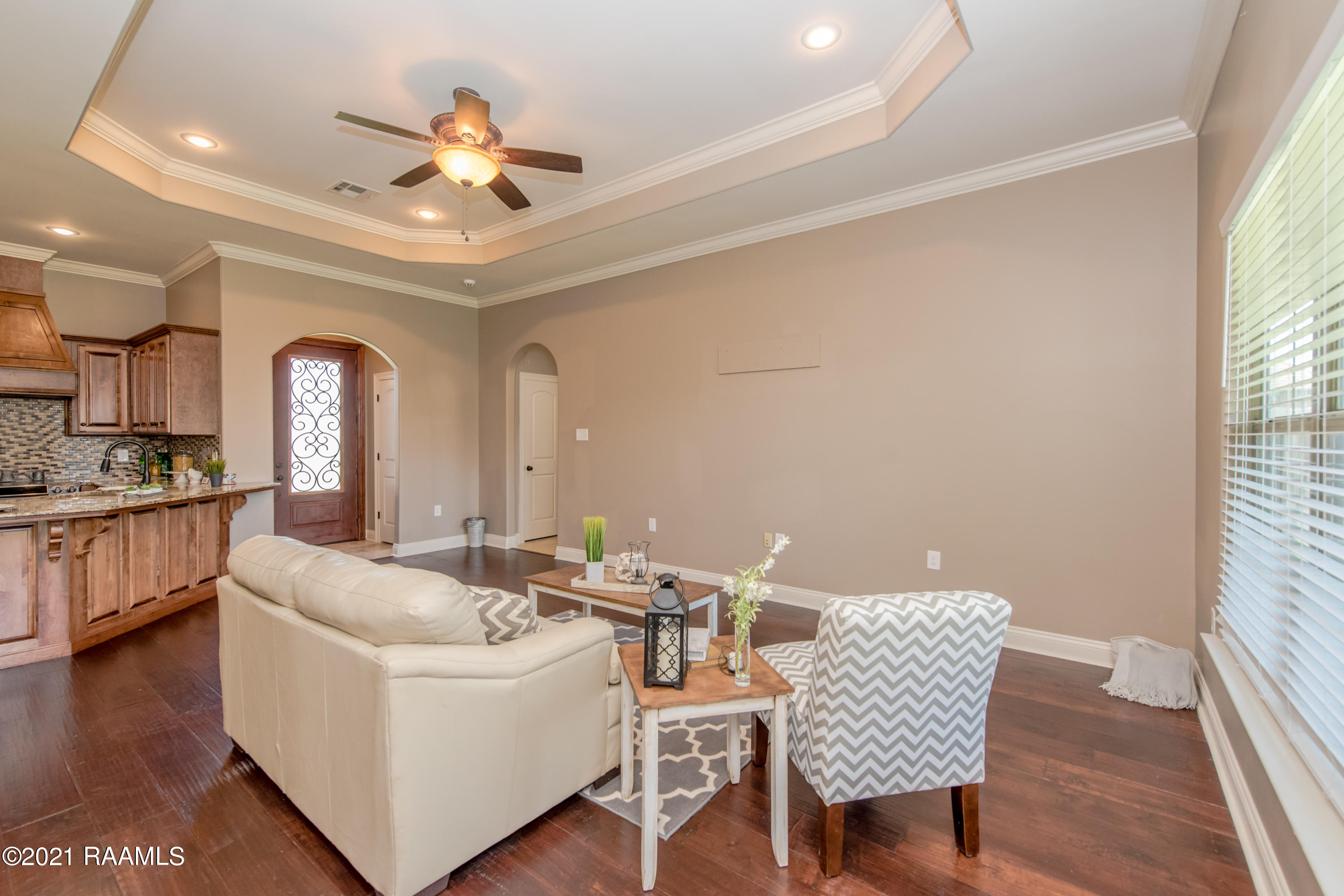 315 Hill Ridge Drive Youngsville, LA 70592 - Photo 6 of 34 Living Room