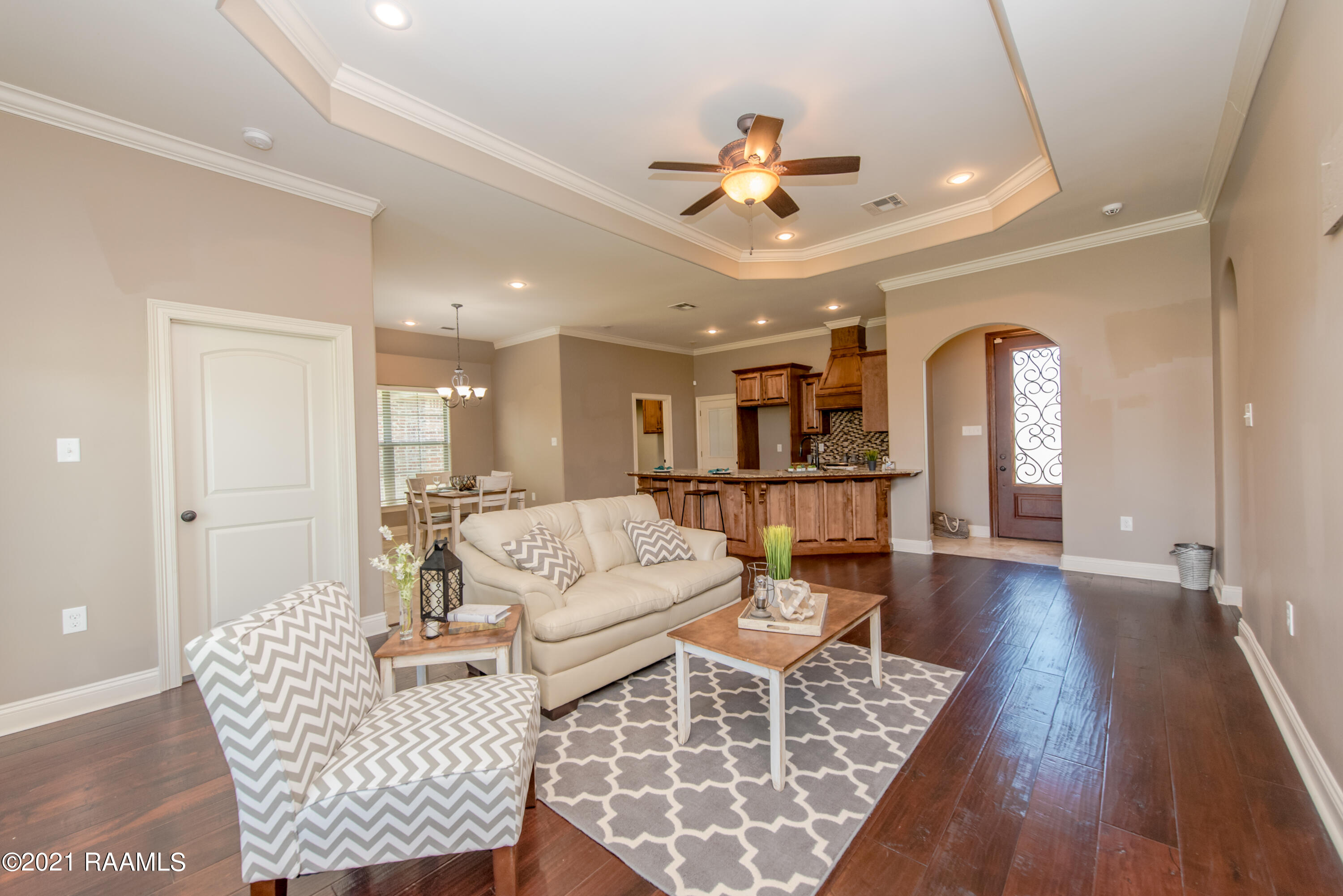 315 Hill Ridge Drive Youngsville, LA 70592 - Photo 7 of 34 Living Room