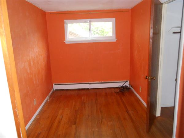 60 Brandon Avenue Springfield, MA 01119 - Photo 9 of 16 Gallery Image 9