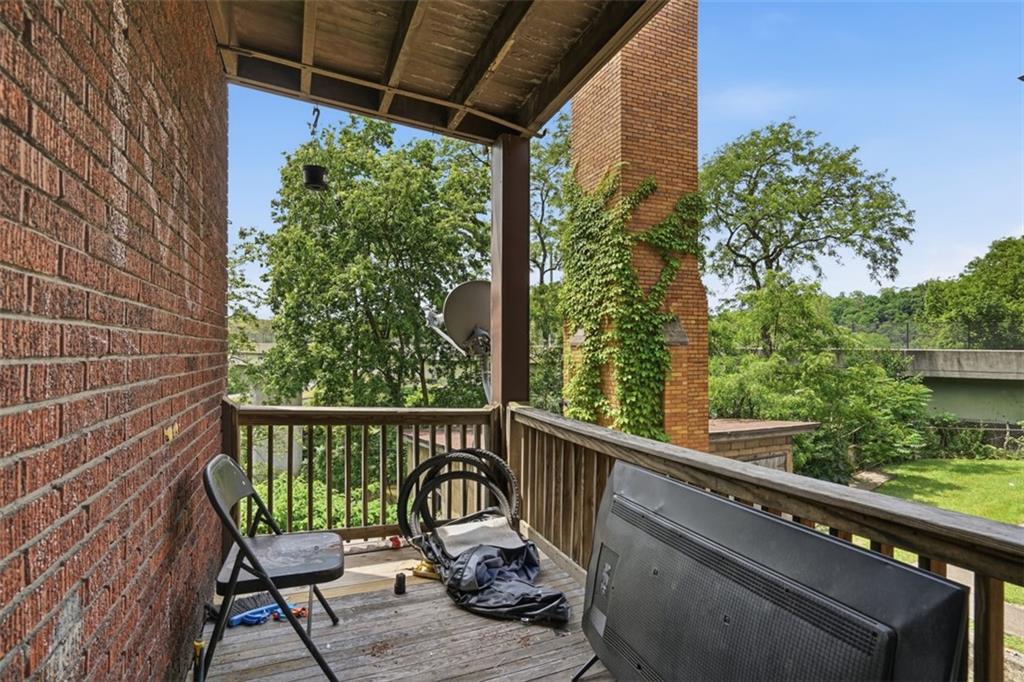 19 Singer Avenue McKees Rocks, PA 15136 - Photo 47 of 48