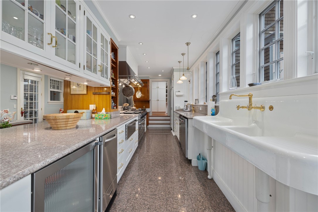 70 Broad Rock Road South Kingstown, RI 02879 - Photo 16 of 46