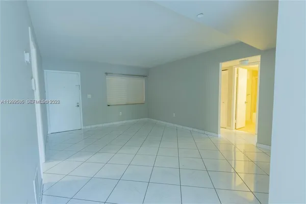 $2,500 | 8700 Southwest 133rd Avenue Road, Unit 223, Miami, FL 33183