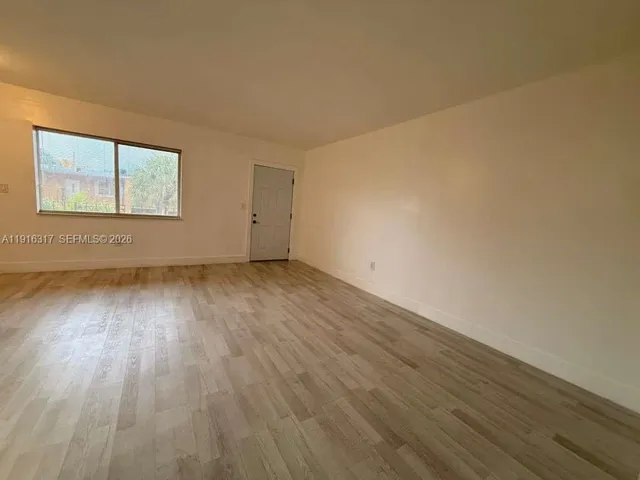 $1,690 | 1280 West 54th Street, Unit 322B, Hialeah, FL 33012