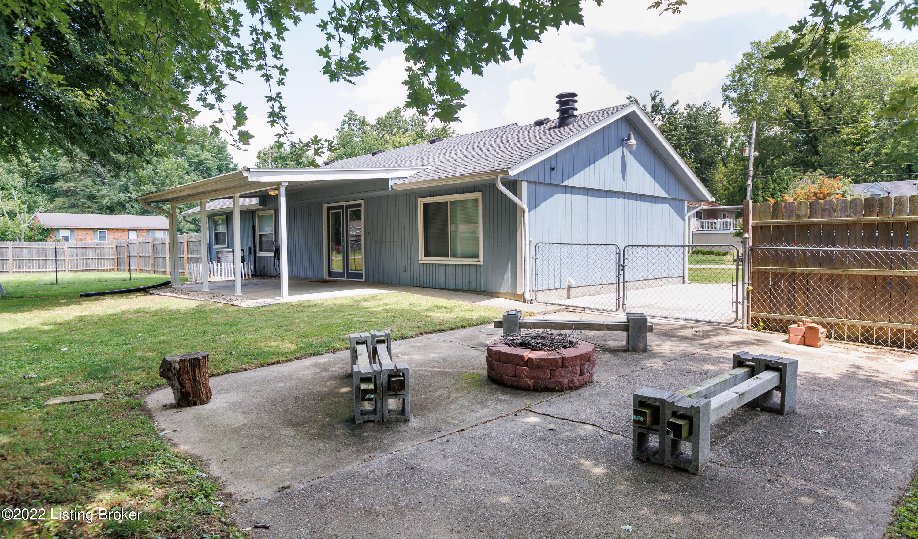9702 Ranger Road Louisville, KY 40229 - Photo 25 of 27 031