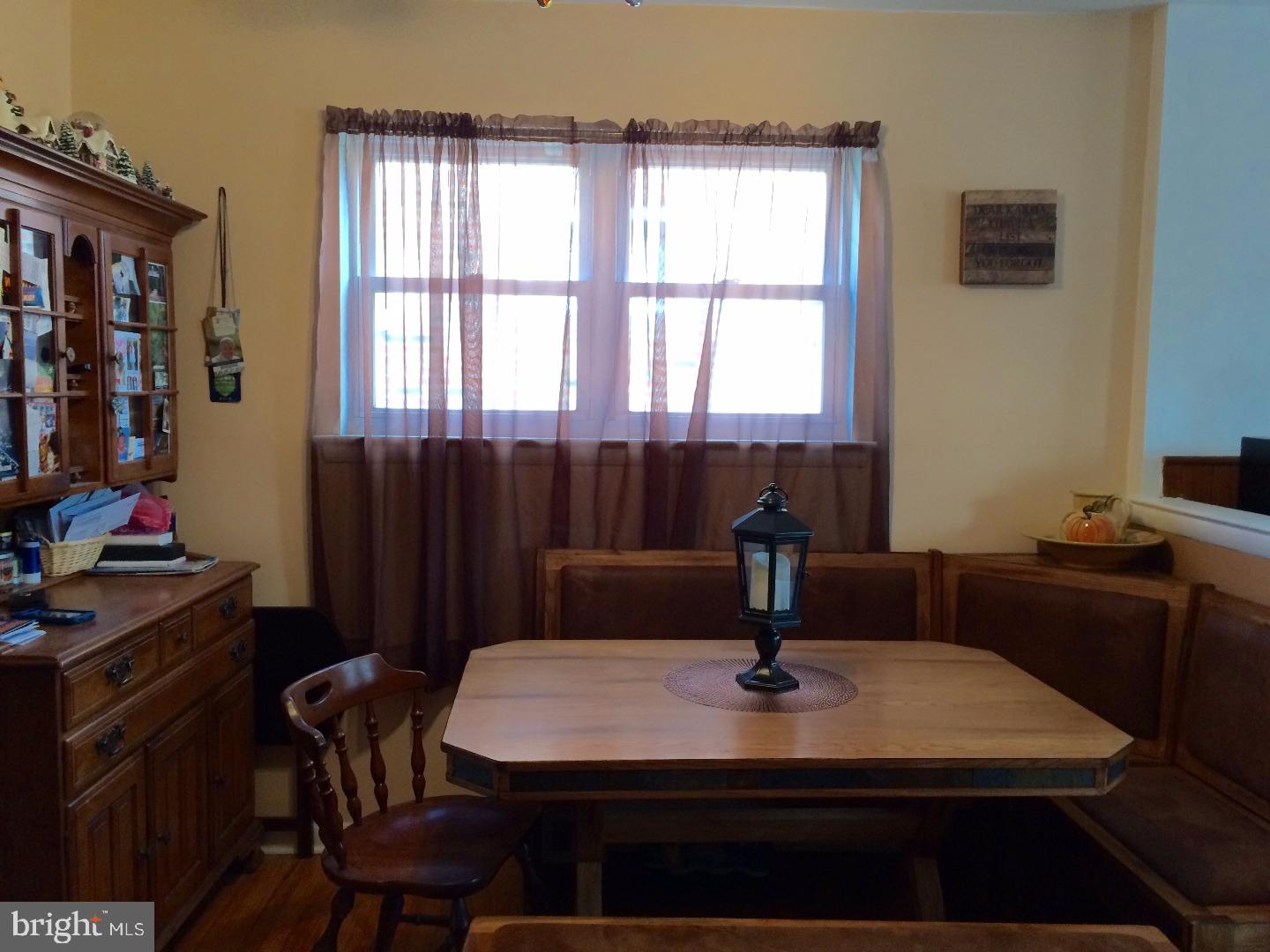 3827 Charteris Road Philadelphia, PA 19154 - Photo 5 of 19 Gallery Image 5