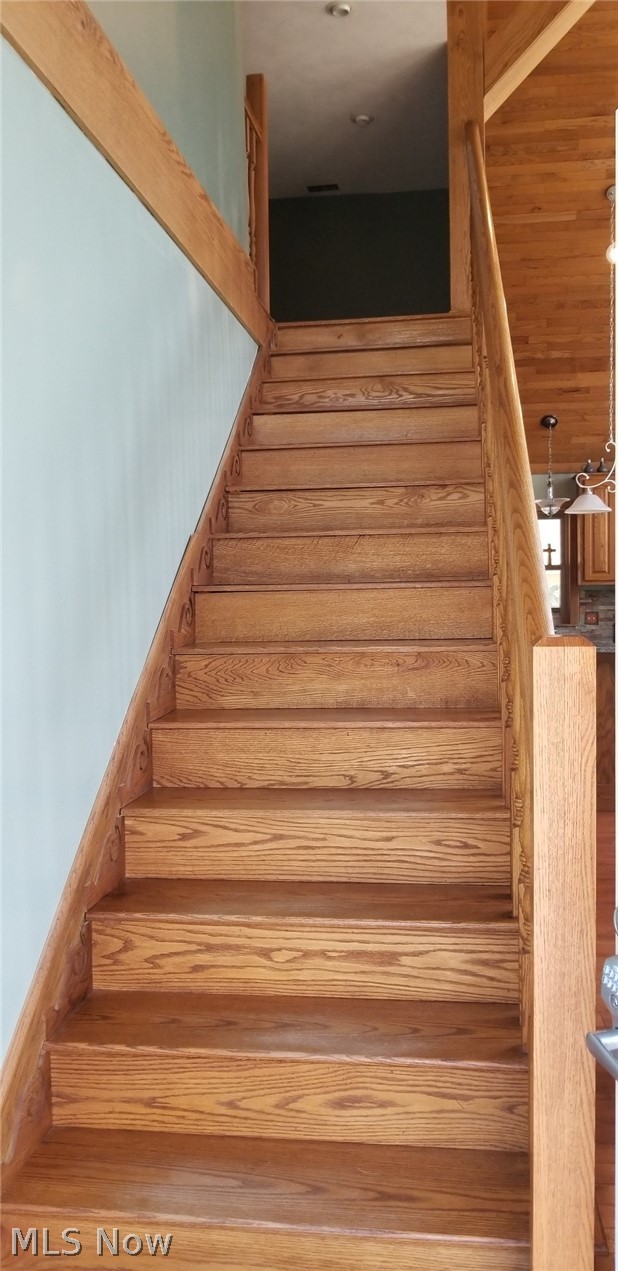4274 Newbury Road Little Hocking, OH 45742 - Photo 18 of 35 Going upstairs...