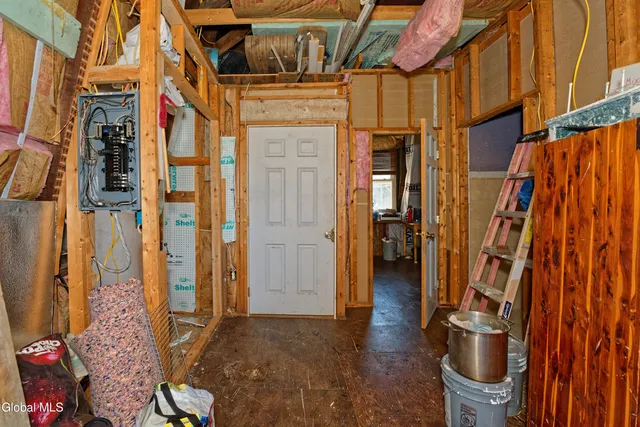 $300,000 | 1554 1st Street, Rensselaer, NY 12144